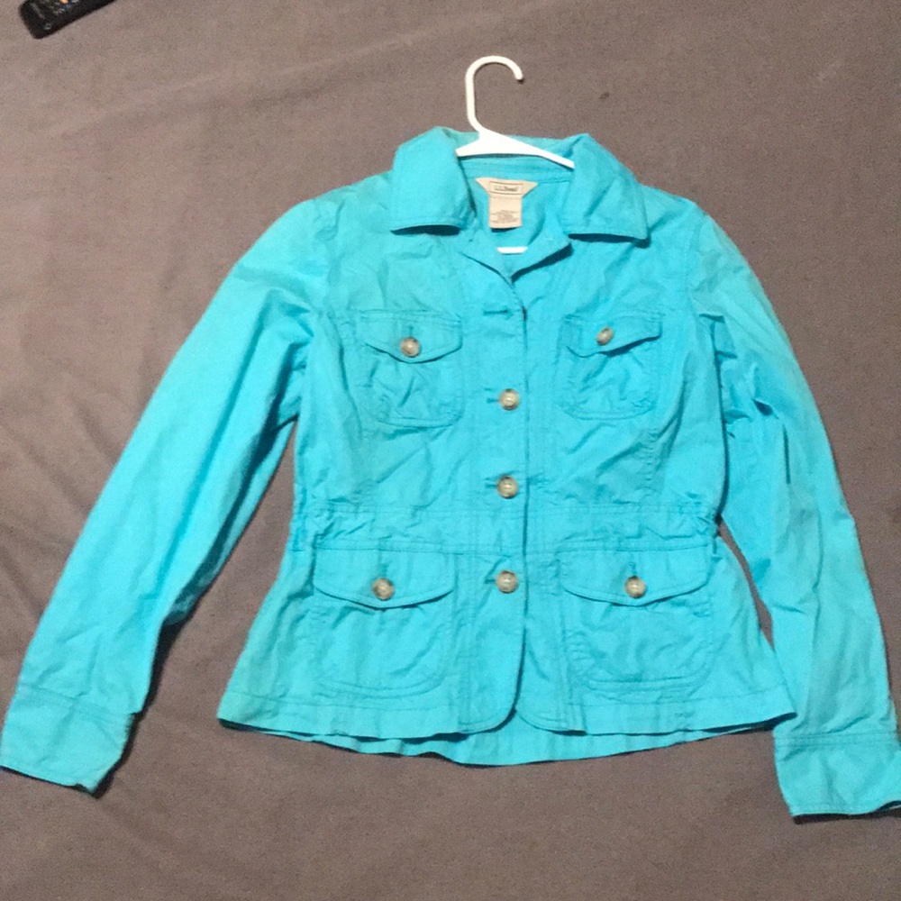 ll bean size 6 light blue canvas barn coat used
